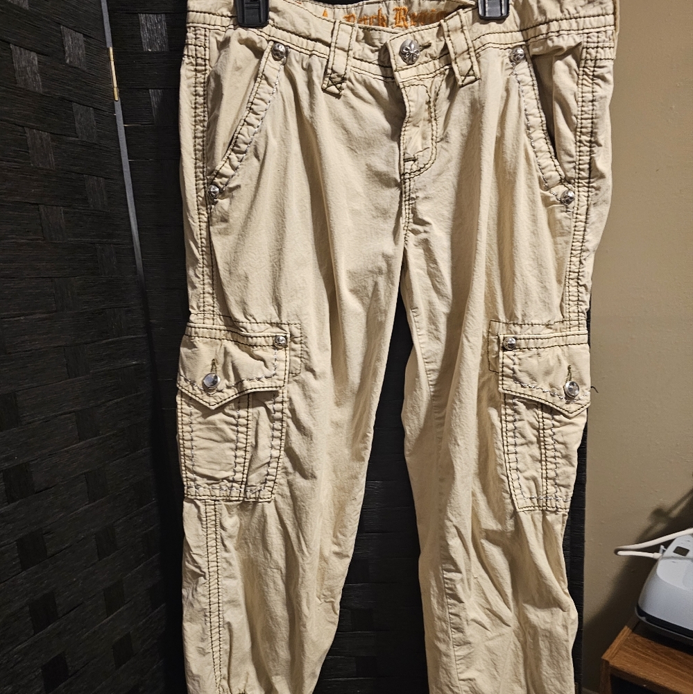 Khaki Capri